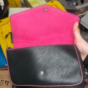 Vintage LOUIS VUITTON Epi Pochette Felicie Shoulder Bag Noir Pink M64579 + Pouch
